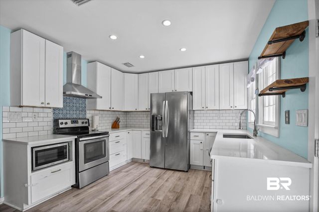 251 N Wacker Ln, Mobile, AL 36608