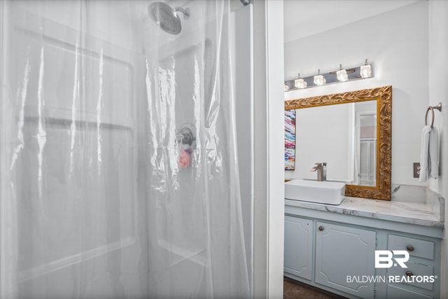 251 N Wacker Ln, Mobile, AL 36608