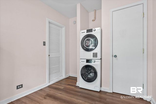 251 N Wacker Ln, Mobile, AL 36608
