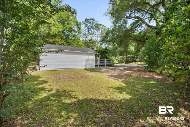 251 N Wacker Ln, Mobile, AL 36608