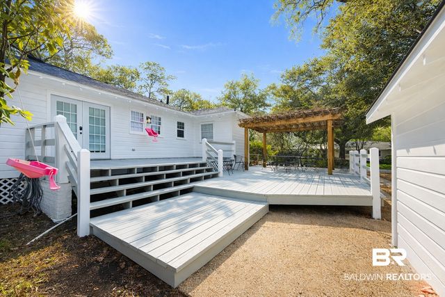 251 N Wacker Ln, Mobile, AL 36608