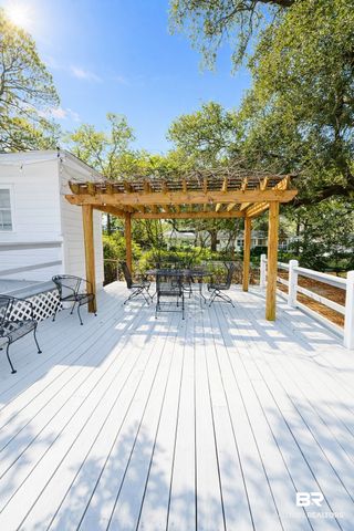 251 N Wacker Ln, Mobile, AL 36608
