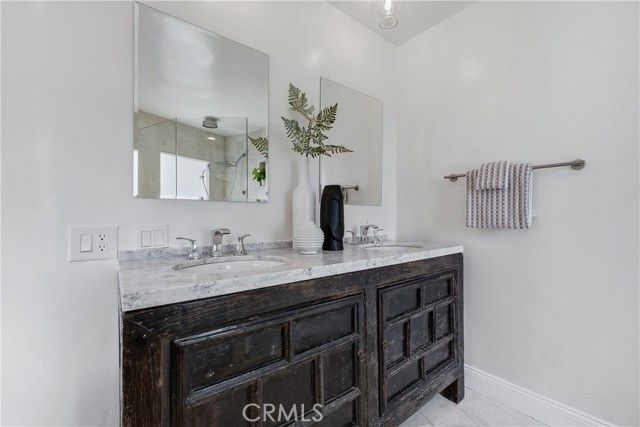 11500 Dona Cecilia, Studio City (los Angeles), CA 91604