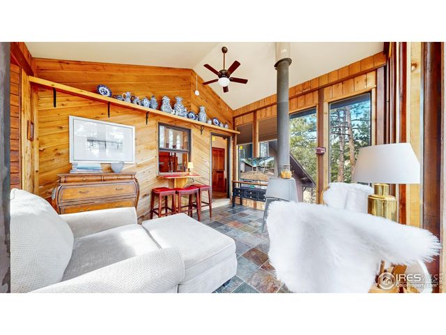 2441 Spruce Ave, Estes Park, CO 80517