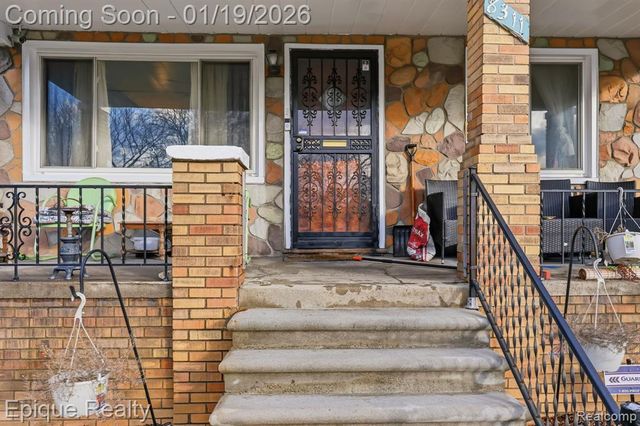 8311 Olympia Street, Detroit, MI 48213