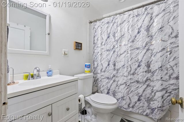 8311 Olympia Street, Detroit, MI 48213