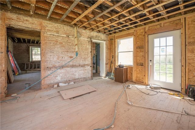 1694 Payne Road, Farmington, NY 14425