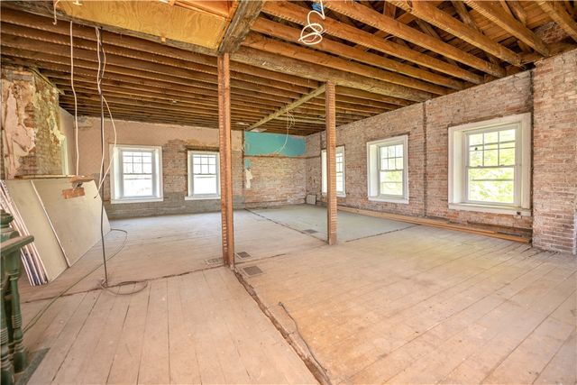 1694 Payne Road, Farmington, NY 14425
