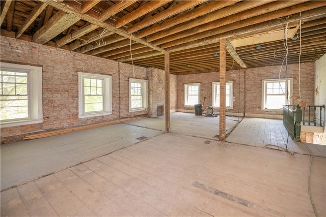 1694 Payne Road, Farmington, NY 14425