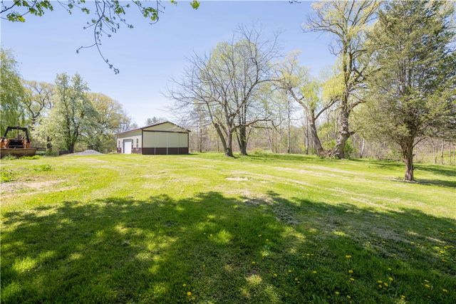 1694 Payne Road, Farmington, NY 14425