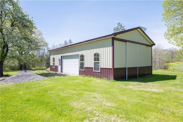 1694 Payne Road, Farmington, NY 14425
