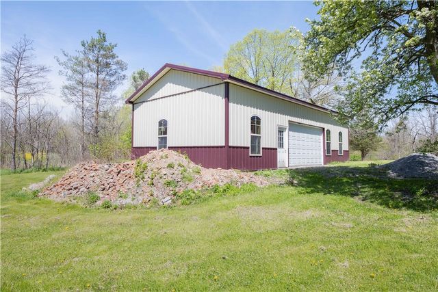 1694 Payne Road, Farmington, NY 14425