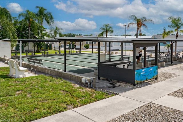 14 Limetree Park DR, Bonita Springs, FL 34135