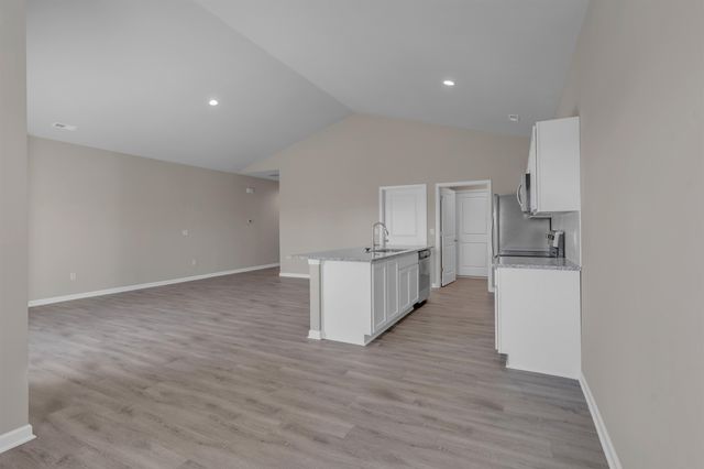 9410 E Creed St, Wichita, KS 67210