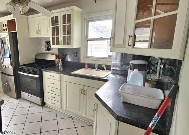 23 Colonial Ave Cv 1, Paterson City, NJ 07502