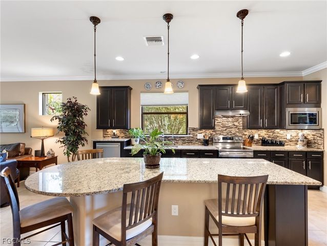 10878 Dennington RD, Fort Myers, FL 33913