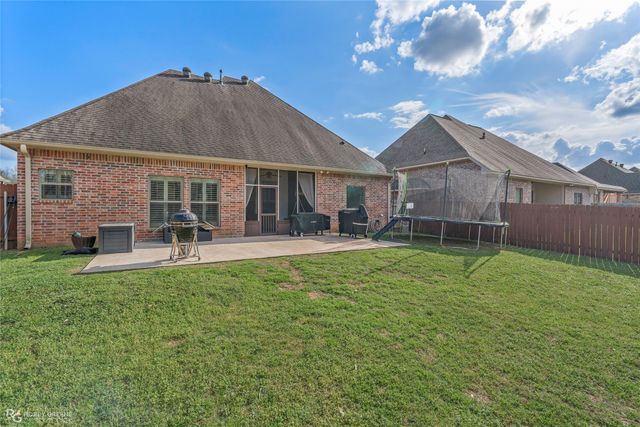 476 Dogwood South Lane, Haughton, LA 71037