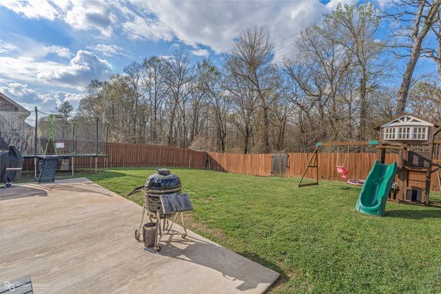 476 Dogwood South Lane, Haughton, LA 71037