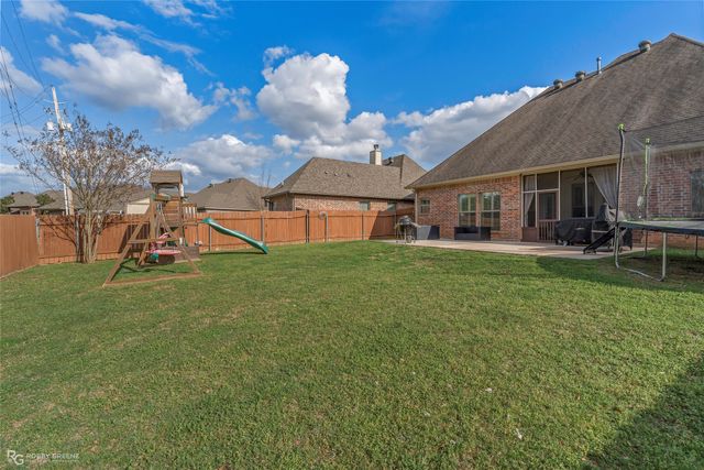 476 Dogwood South Lane, Haughton, LA 71037