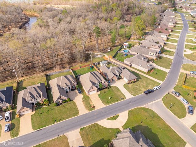 476 Dogwood South Lane, Haughton, LA 71037