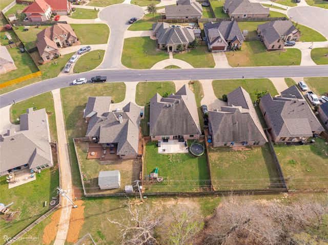 476 Dogwood South Lane, Haughton, LA 71037