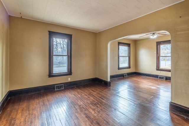 251 Cottage Grove Avenue, Foley, MN 56329