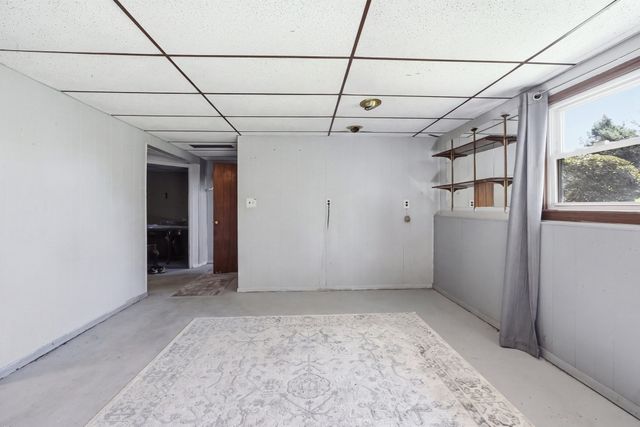2 Apple Tree Dr, Millbury, MA 01527
