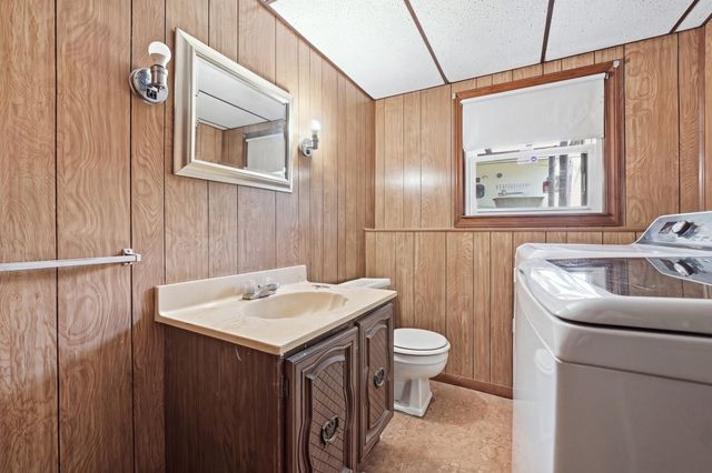 2 Apple Tree Dr, Millbury, MA 01527