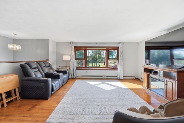 2 Apple Tree Dr, Millbury, MA 01527