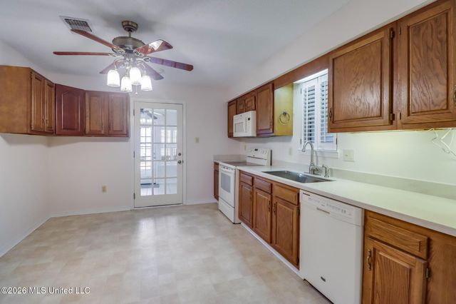 102 S Wright Avenue, Long Beach, MS 39560