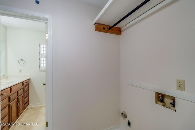 102 S Wright Avenue, Long Beach, MS 39560