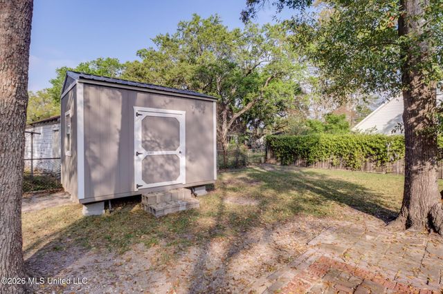 102 S Wright Avenue, Long Beach, MS 39560