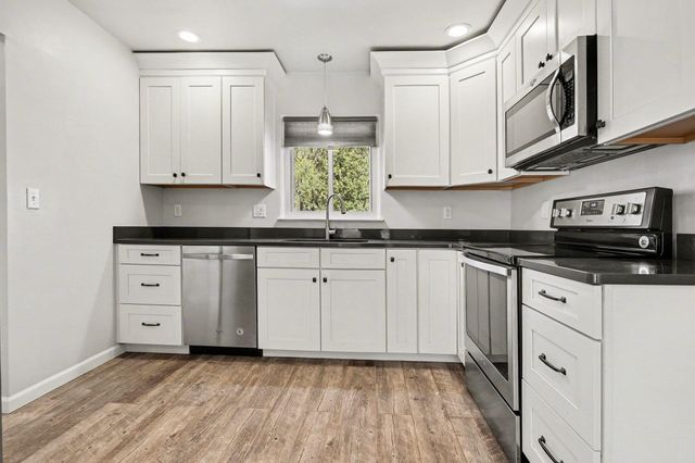 259 Wahwahtaysee Way, Battle Creek City, MI 49015