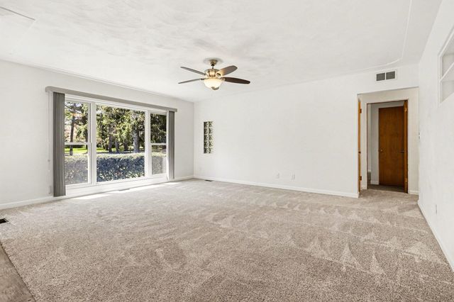 259 Wahwahtaysee Way, Battle Creek City, MI 49015