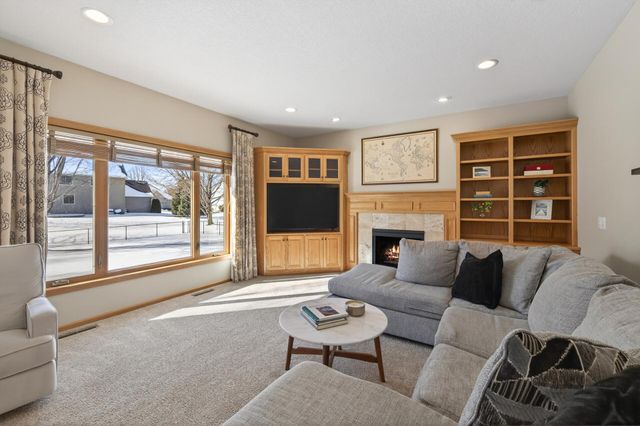 17232 Deerfield Drive SE, Prior Lake, MN 55372