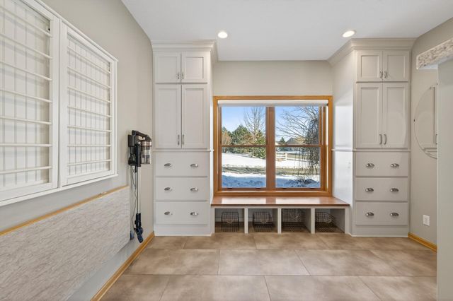 17232 Deerfield Drive SE, Prior Lake, MN 55372