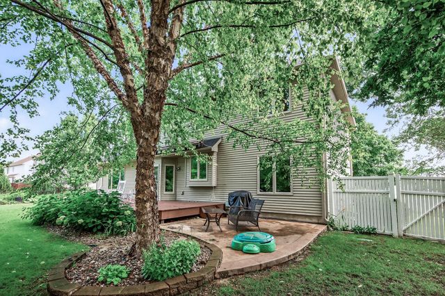 17232 Deerfield Drive SE, Prior Lake, MN 55372