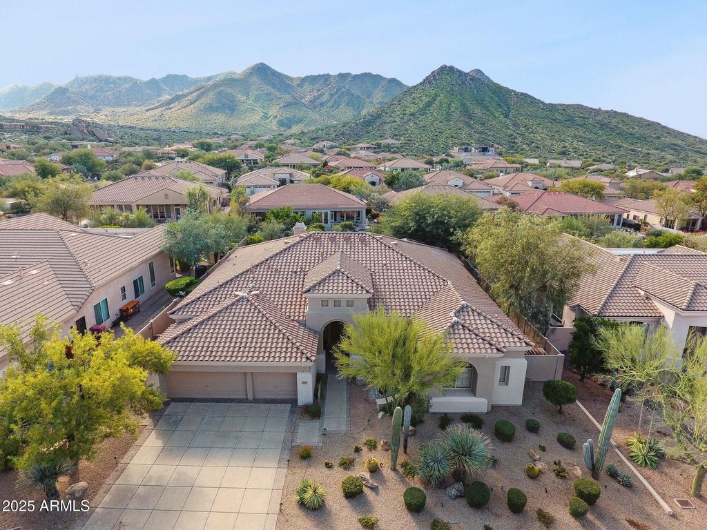 11935 E PARKVIEW Lane, Scottsdale, AZ 85255