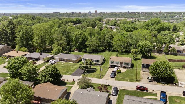 1021 Lincoln Road, Dayton, KY 41074