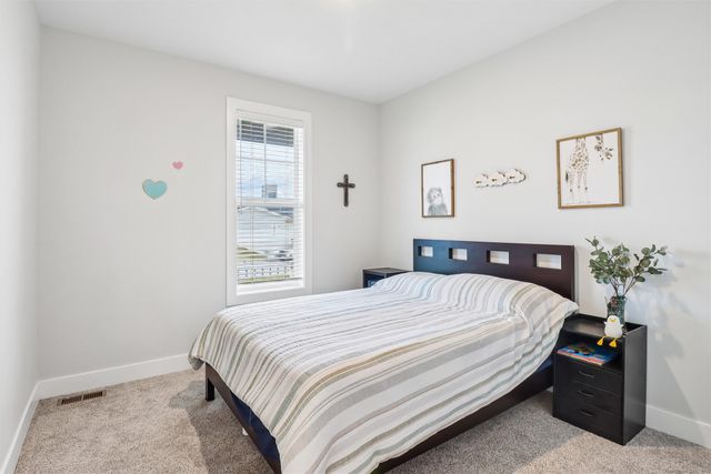 1304 NE Heritage Drive, Grimes, IA 50111
