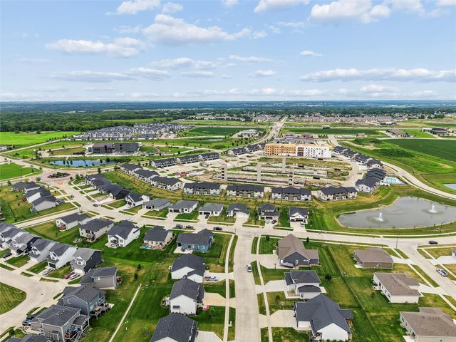 1304 NE Heritage Drive, Grimes, IA 50111