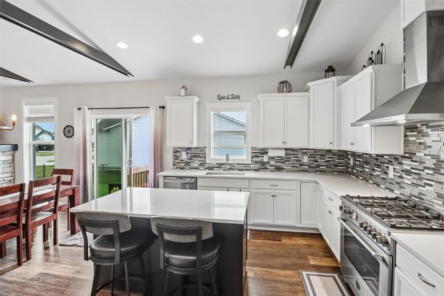 1304 NE Heritage Drive, Grimes, IA 50111
