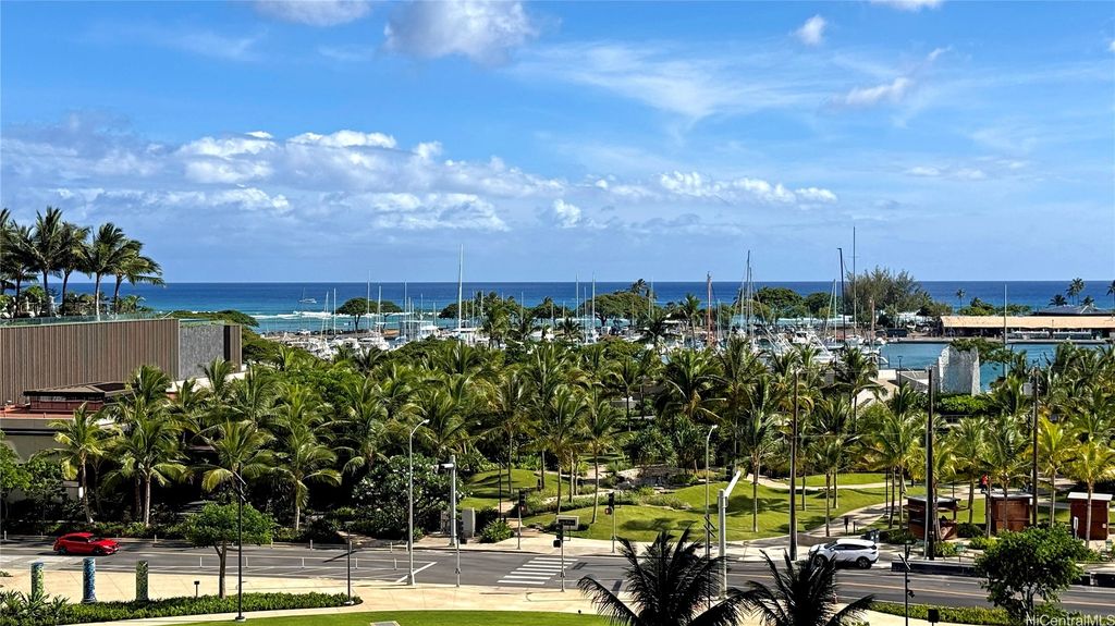 333 Ward Avenue 424, Honolulu, HI 96814