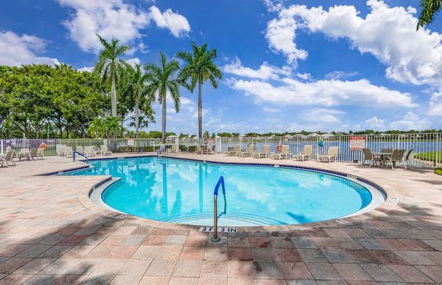 10746 Oak Bend Way, Wellington, FL 33414