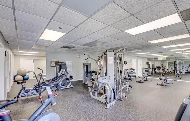 10746 Oak Bend Way, Wellington, FL 33414