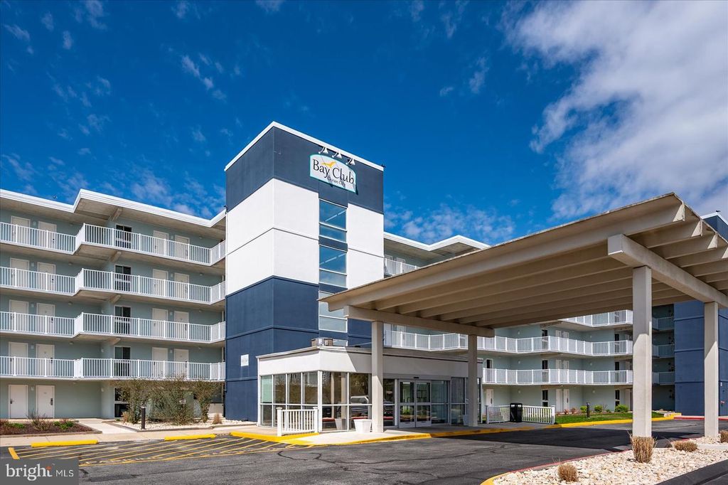 302 32ND ST #104, Ocean City, MD 21842