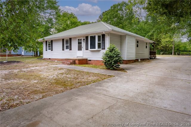 121 Bremer Street, Fayetteville, NC 28303