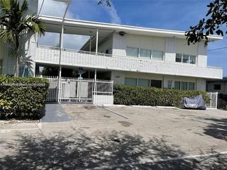 1225 Marseille Dr 18, Miami Beach, FL 33141