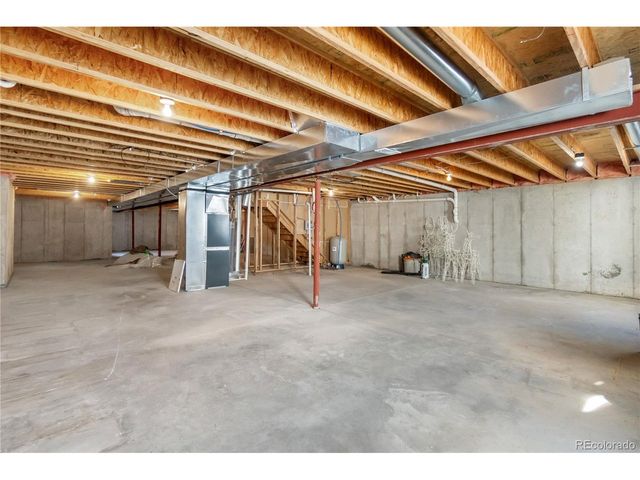 55580 E 39th Ave, Strasburg, CO 80136