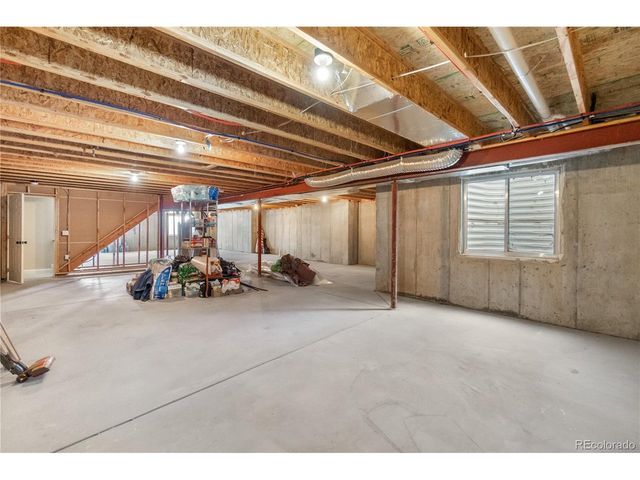 55580 E 39th Ave, Strasburg, CO 80136